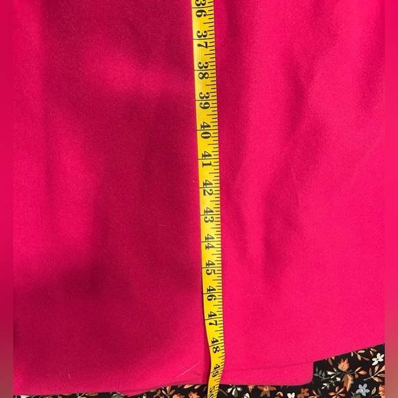 Beautiful pink coat - Picture 6 of 6